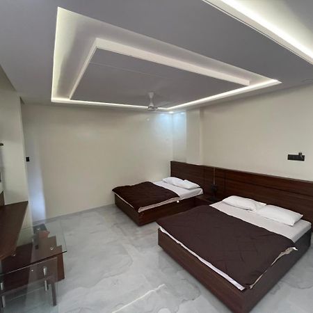 שירדי Hotel Sai Sandesh מראה חיצוני תמונה