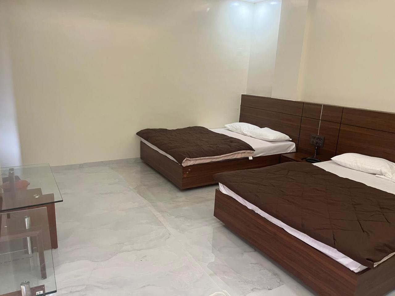 שירדי Hotel Sai Sandesh מראה חיצוני תמונה
