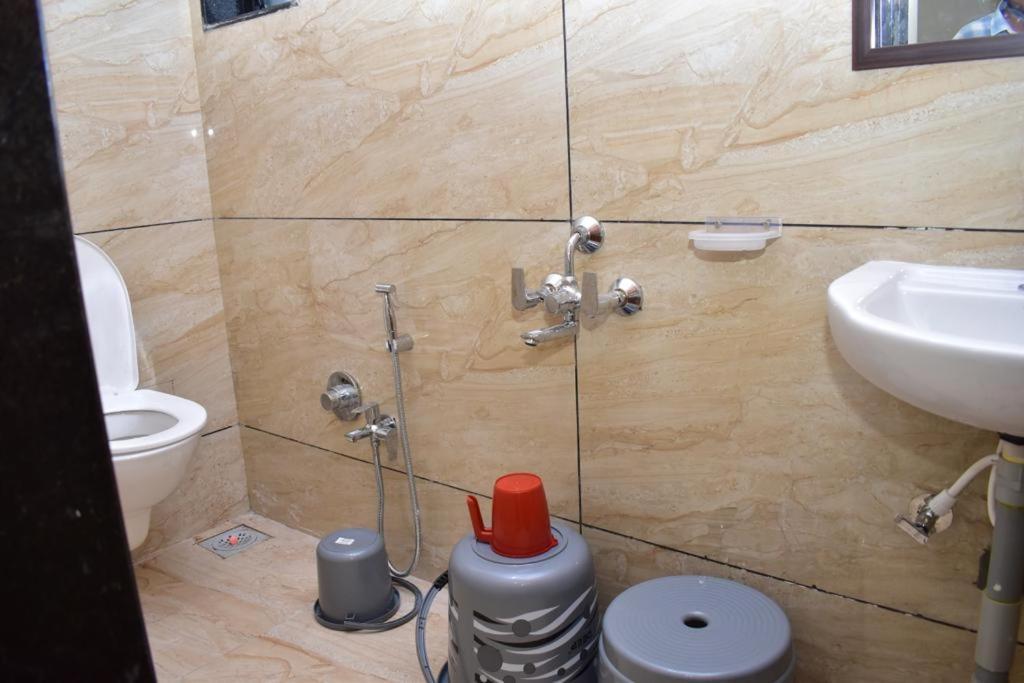 שירדי Hotel Sai Sandesh מראה חיצוני תמונה