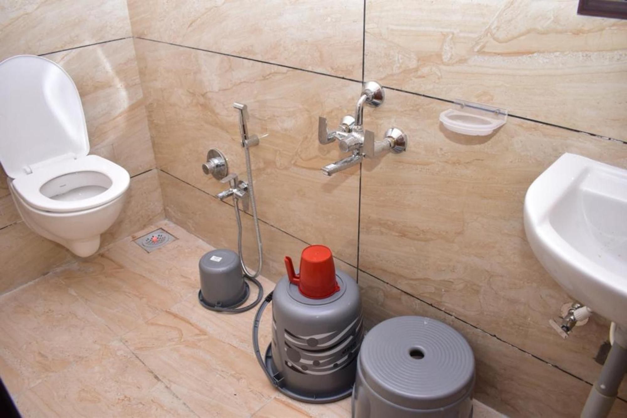 שירדי Hotel Sai Sandesh מראה חיצוני תמונה