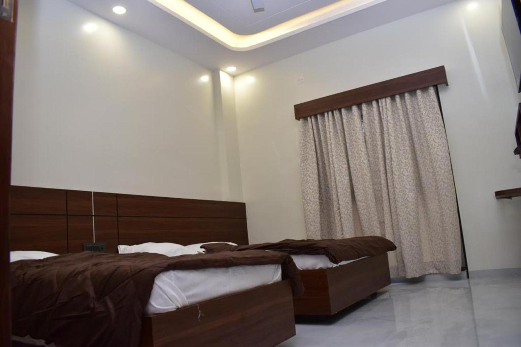 שירדי Hotel Sai Sandesh מראה חיצוני תמונה